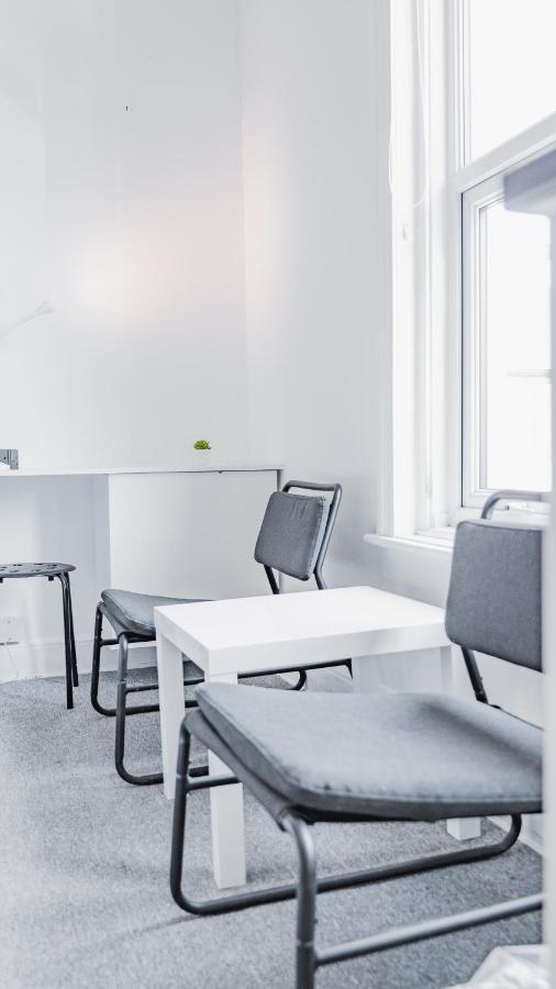 Orange Apartment House Борнмът Екстериор снимка